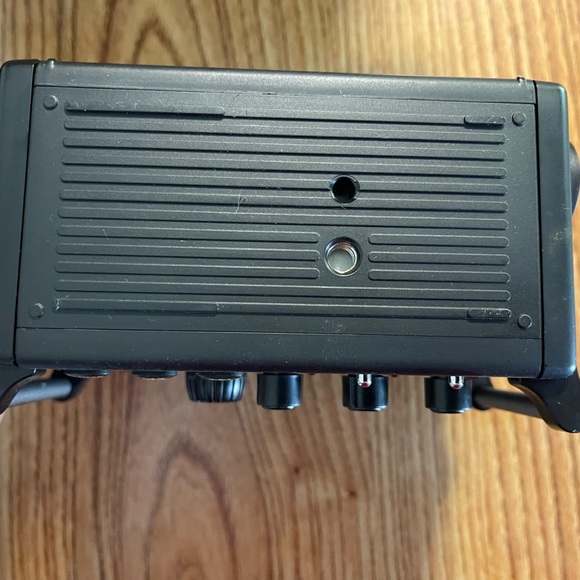 Tascam DR-60DmkII 4-Channel Portable Recorder with 8GB Memory Card, - Picture 6 of 8